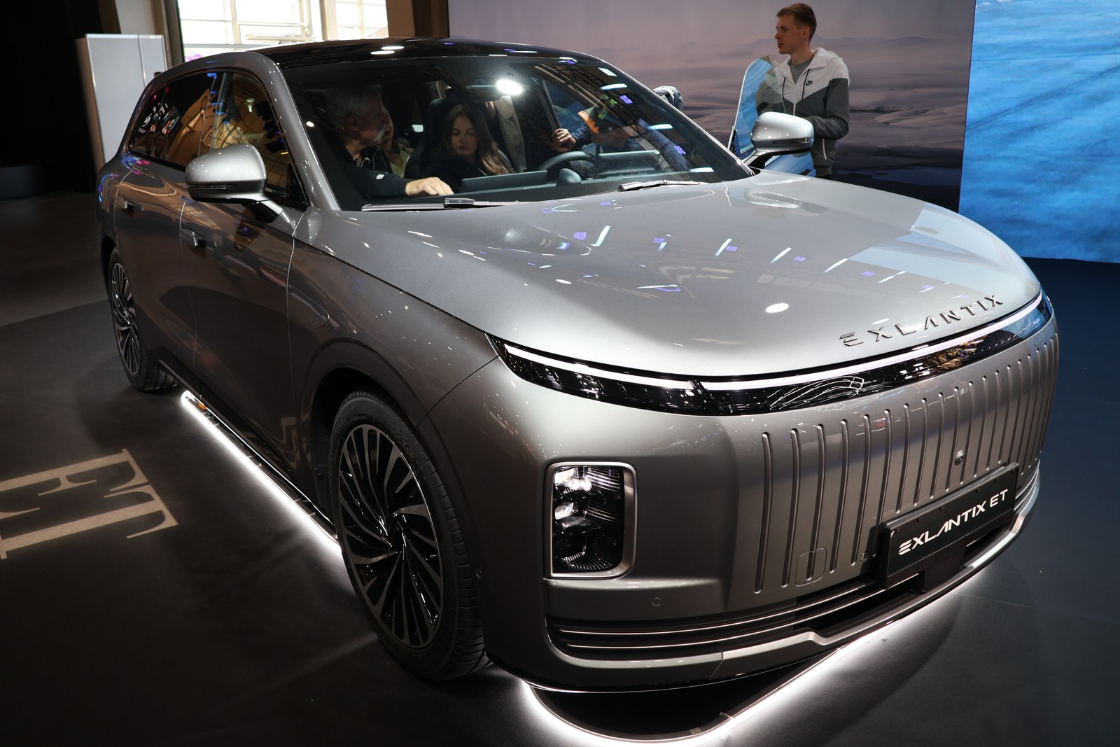 Exlantix ET electric SUV